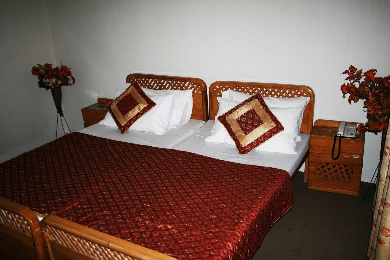 Pine Top Hotels Naran Exterior photo