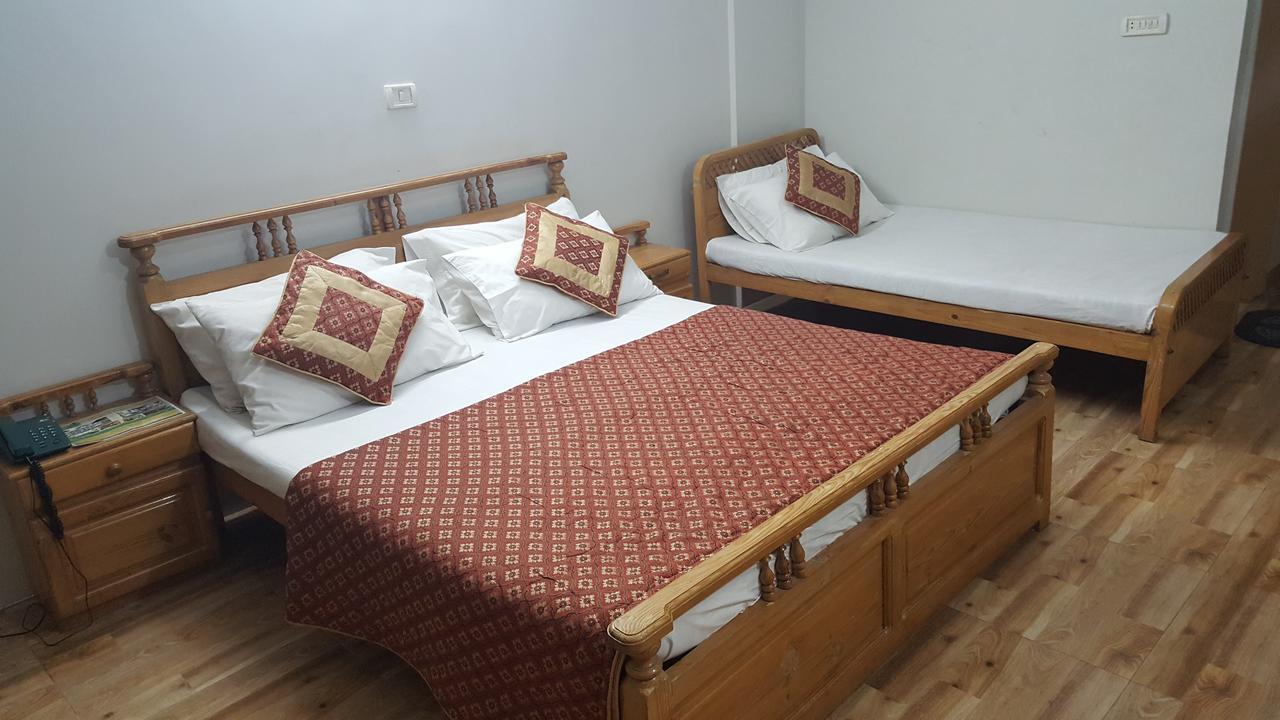 Pine Top Hotels Naran Exterior photo